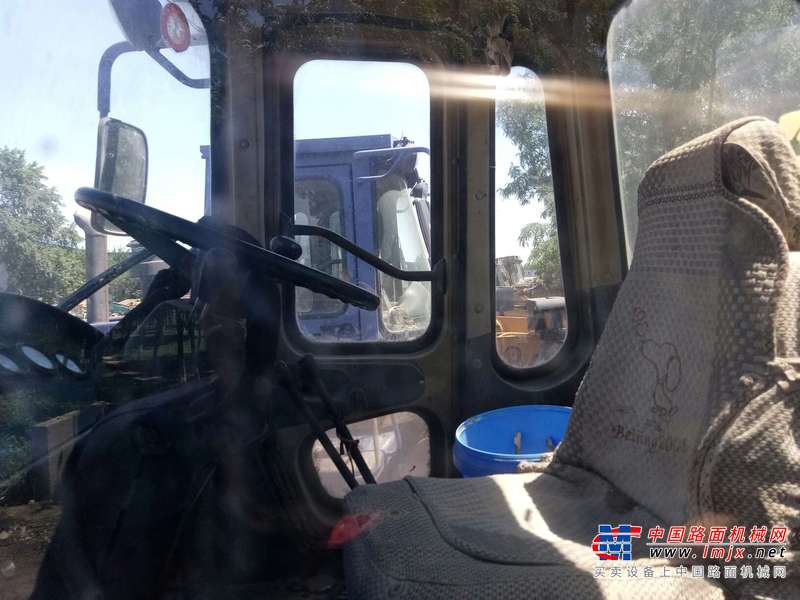 辽宁出售转让二手12000小时2006年龙工LG850装载机