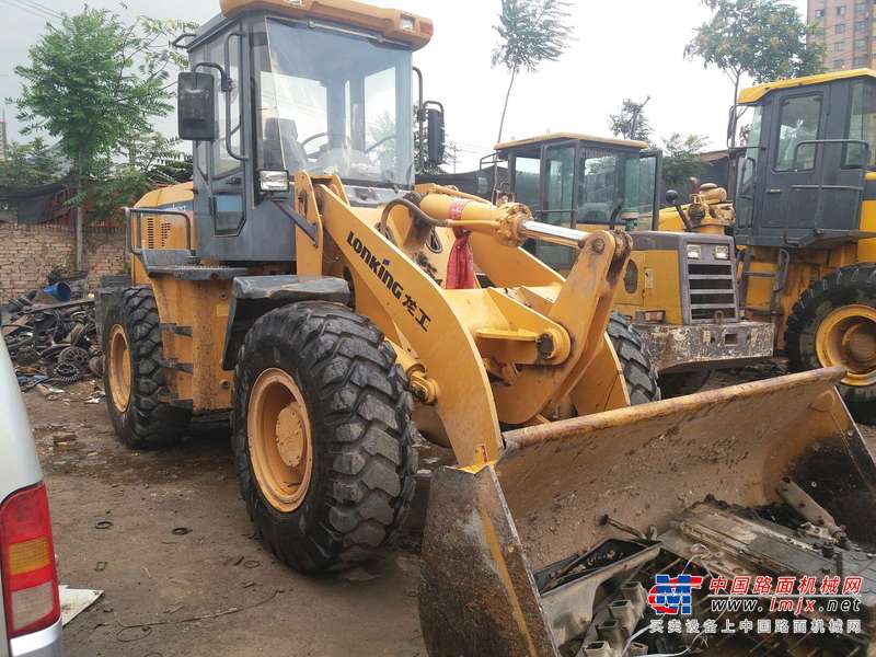 陕西出售转让二手900小时2011年龙工LG833B装载机