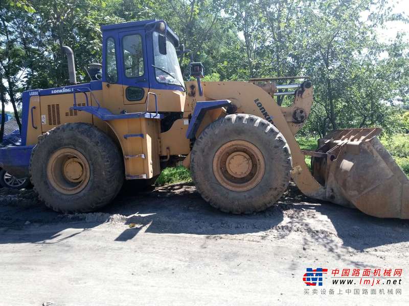 辽宁出售转让二手5000小时2010年龙工LG855装载机