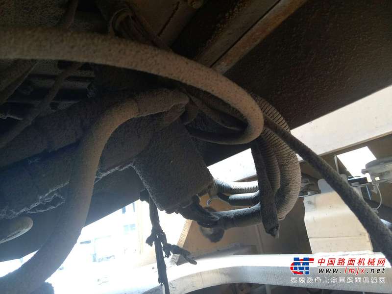 辽宁出售转让二手9500小时2010年龙工LG853B装载机