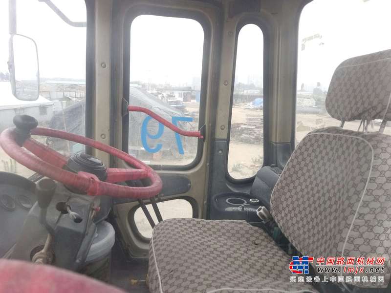 辽宁出售转让二手8000小时2006年龙工ZL50D装载机