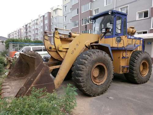 辽宁出售转让二手10000小时2007年龙工LG850装载机