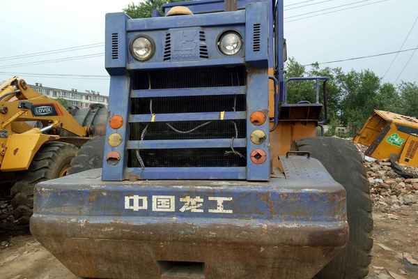 辽宁出售转让二手8500小时2010年龙工LG855装载机