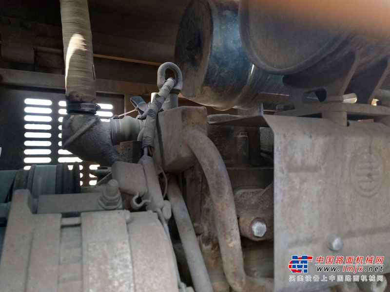 辽宁出售转让二手4500小时2010年龙工LG850装载机