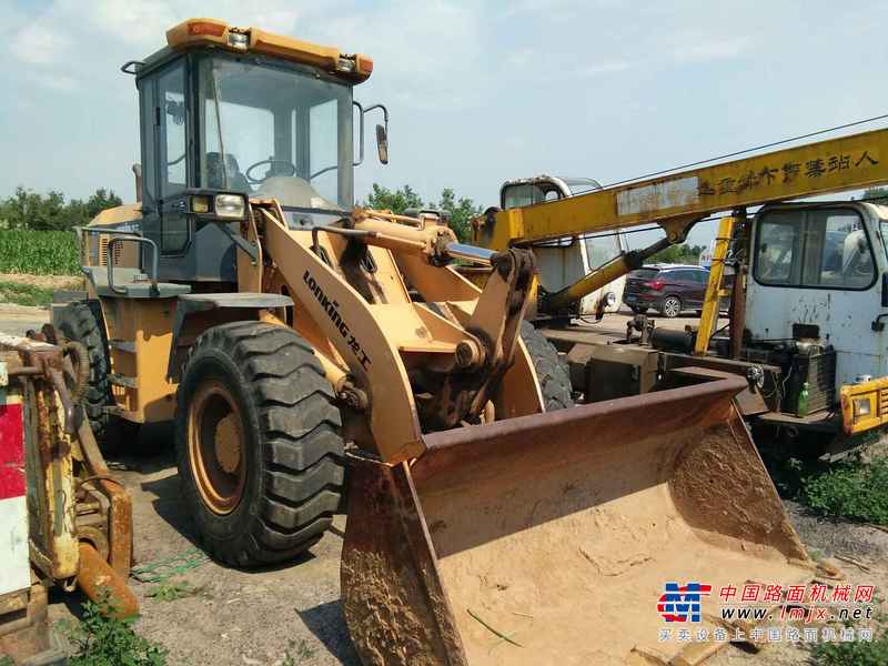 山西出售转让二手1500小时2014年龙工LG833装载机