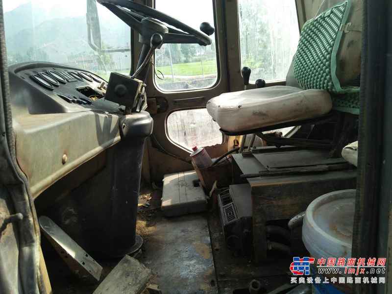 陕西出售转让二手8000小时2009年晋工JGM755II装载机