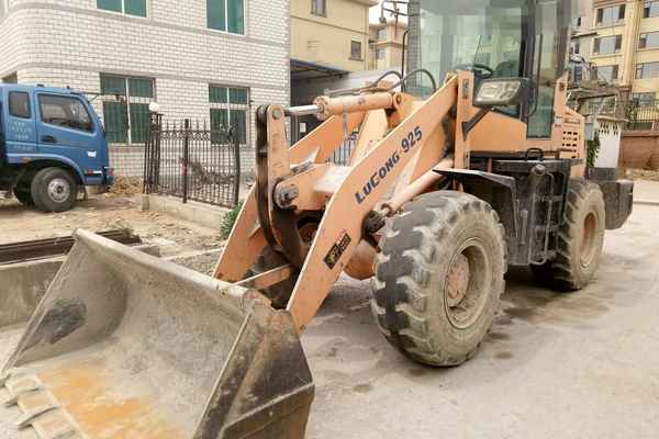 辽宁出售转让二手9000小时2008年鲁工LG926装载机