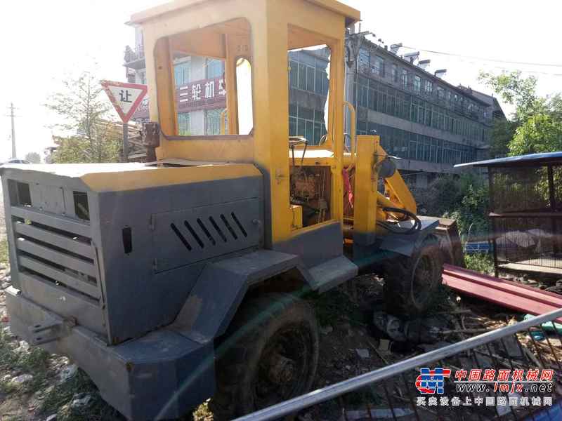辽宁出售转让二手18000小时2004年鲁工812装载机