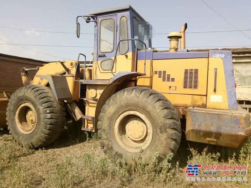 辽宁出售转让二手12000小时2008年龙工LG853装载机