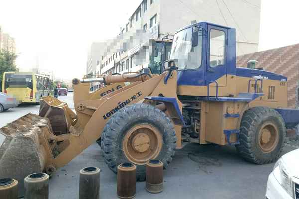 辽宁出售转让二手15000小时2008年龙工LG833装载机