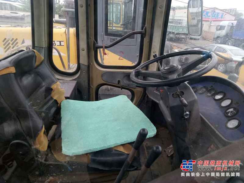 辽宁出售转让二手12000小时2006年龙工ZL50装载机