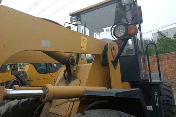 辽宁出售转让二手6500小时2013年山工SEM630B装载机