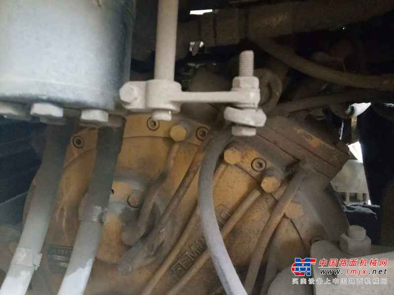 辽宁出售转让二手6500小时2013年山工SEM630B装载机