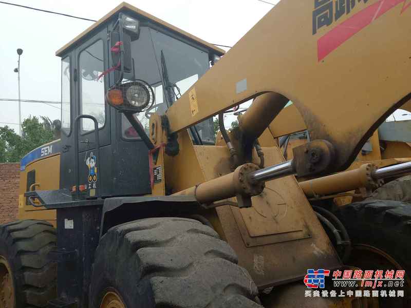 辽宁出售转让二手6500小时2013年山工SEM630B装载机