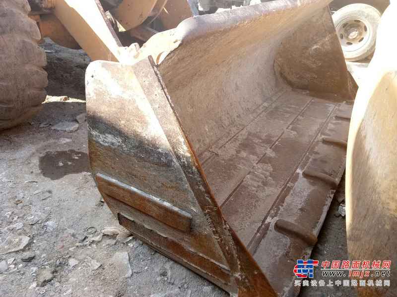 辽宁出售转让二手8000小时2008年龙工LG833装载机