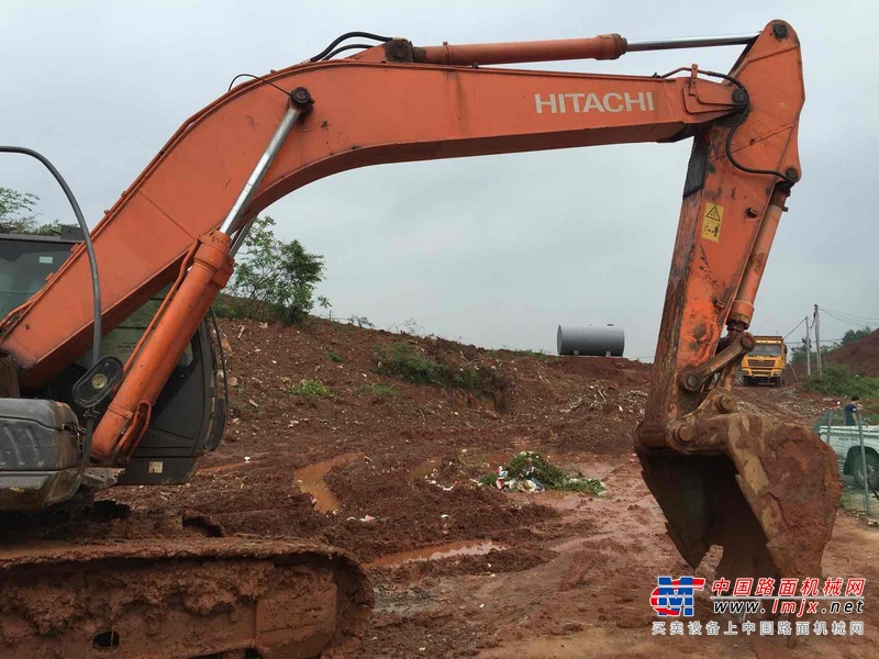 江西出售转让二手9663小时2010年日立ZX250H挖掘机