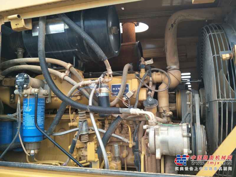 江西出售转让二手3900小时2014年龙工LG850D装载机