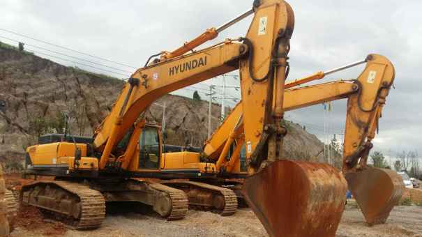 贵州出售转让二手5184小时2011年现代R385LC挖掘机