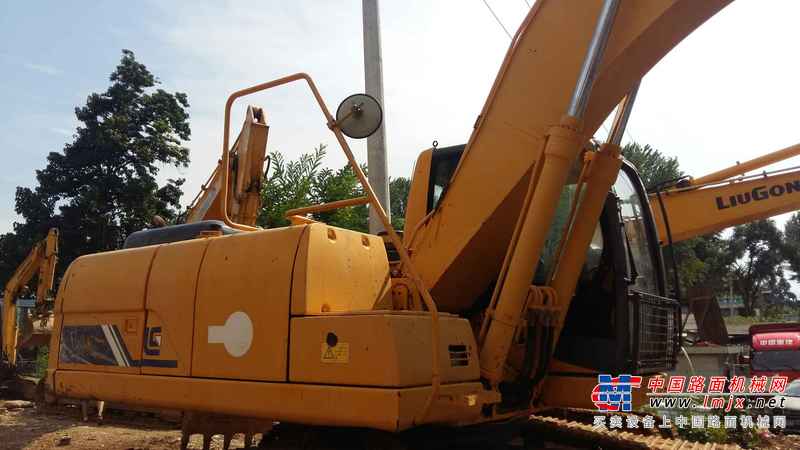 贵州出售转让二手3533小时2011年柳工CLG920D挖掘机