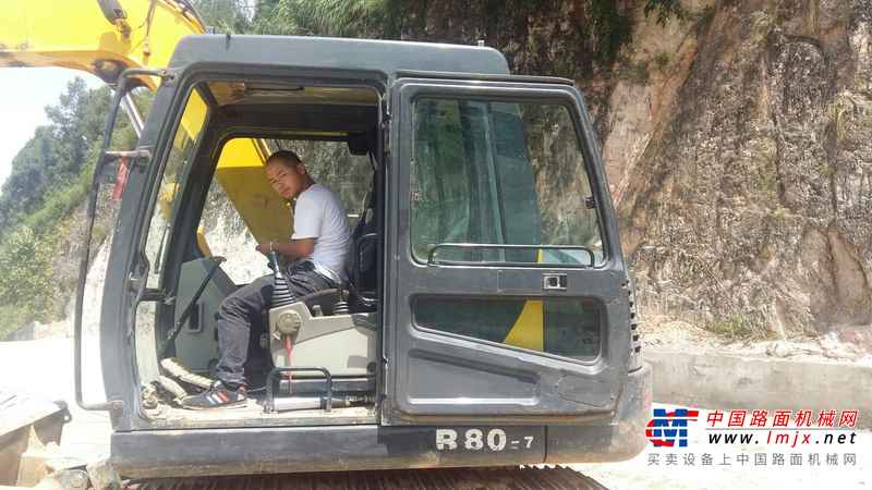 贵州出售转让二手7765小时2011年现代R80挖掘机