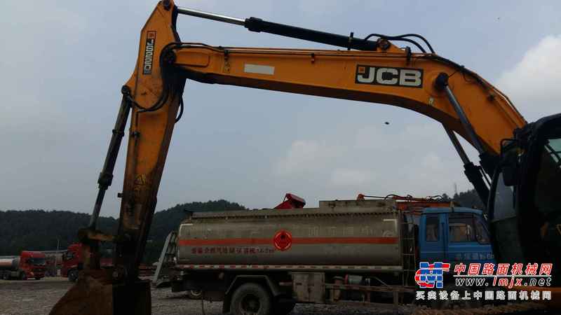 贵州出售转让二手7531小时2010年JCBJS220LC挖掘机