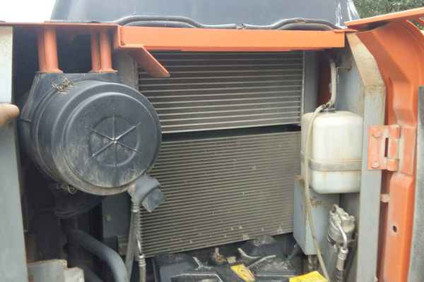 山西出售转让二手8183小时2009年日立ZX120挖掘机