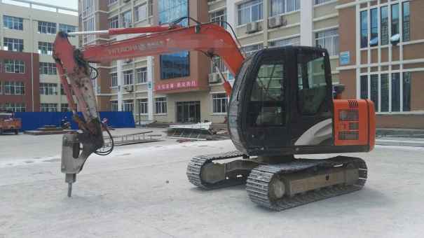 贵州出售转让二手1904小时2015年日立ZX70挖掘机