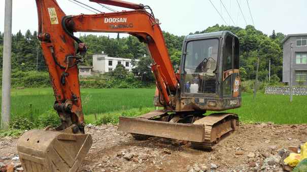 江西出售转让二手20000小时2007年斗山DX60挖掘机