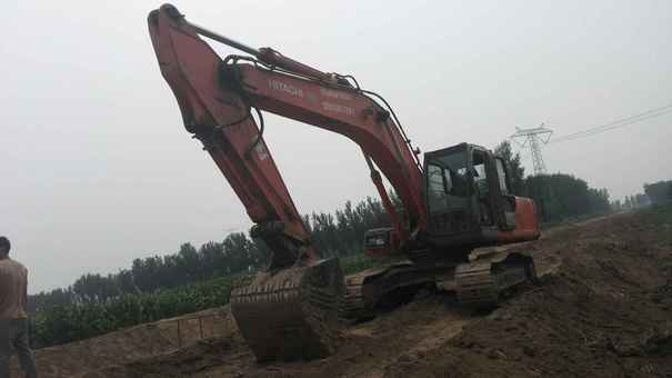 山西出售转让二手15011小时2006年日立ZX230挖掘机