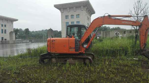 江西出售转让二手8000小时2012年日立ZX60挖掘机