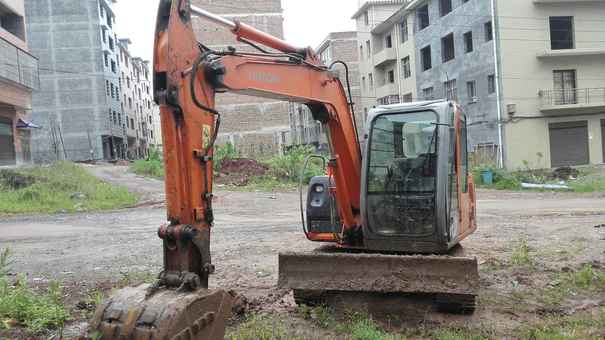 江西出售转让二手9000小时2010年日立EX60挖掘机
