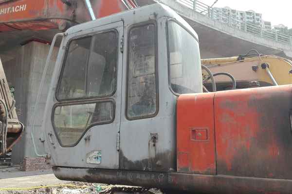 山西出售转让二手15000小时2005年日立EX300挖掘机