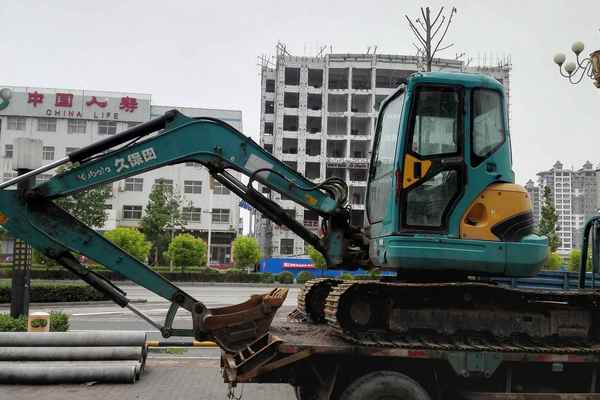 山西出售转让二手7800小时2010年久保田KX161挖掘机