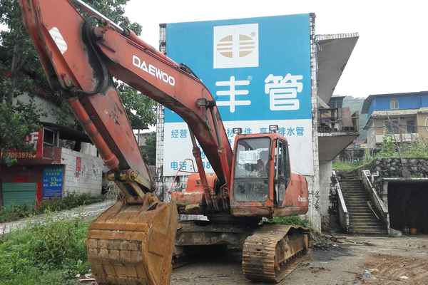 江西出售转让二手20000小时2004年斗山DH220挖掘机