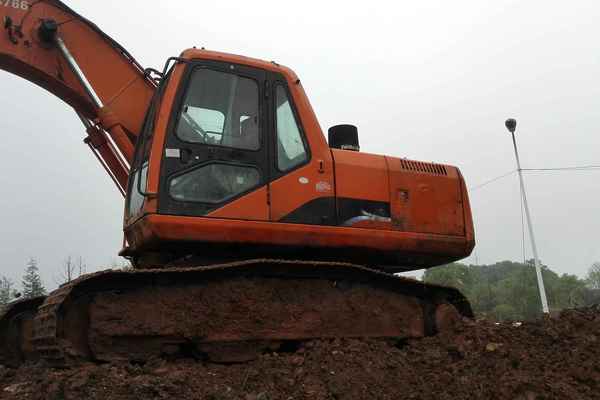 江西出售轉讓二手9800小時2009年斗山dh220挖掘機