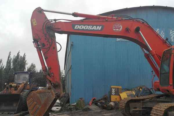 山西出售转让二手6000小时2011年斗山DH300LC挖掘机