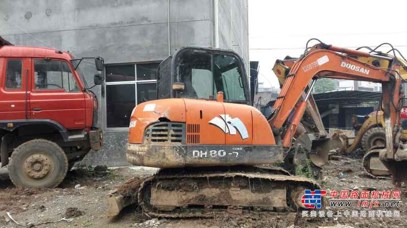 江西出售转让二手18000小时2008年斗山DX60挖掘机