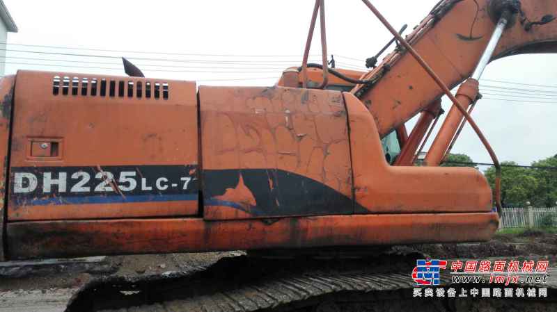 江西出售转让二手18000小时2009年斗山DH220挖掘机