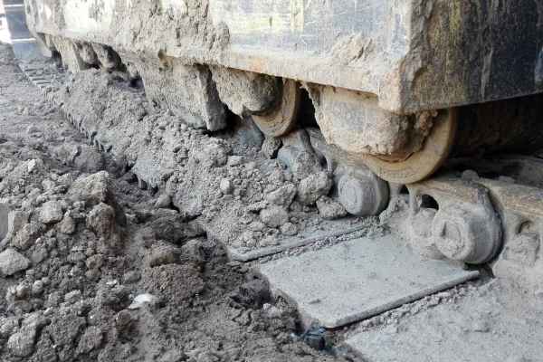 山西出售转让二手3000小时2012年沃尔沃EC240B挖掘机