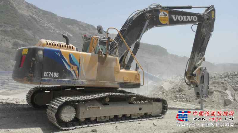 山西出售转让二手4965小时2013年沃尔沃EC240B挖掘机