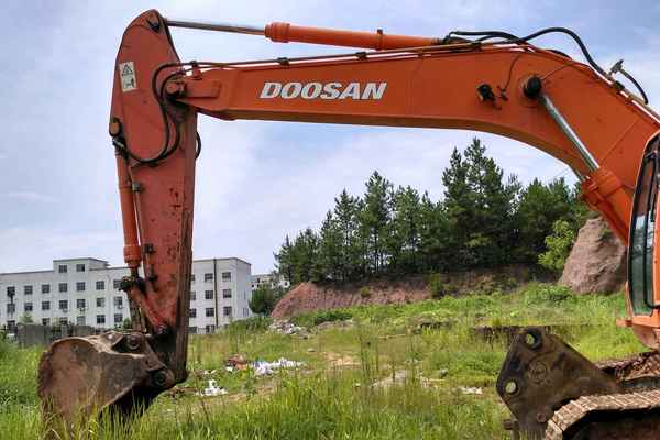 江西出售转让二手10100小时2011年斗山DH225挖掘机