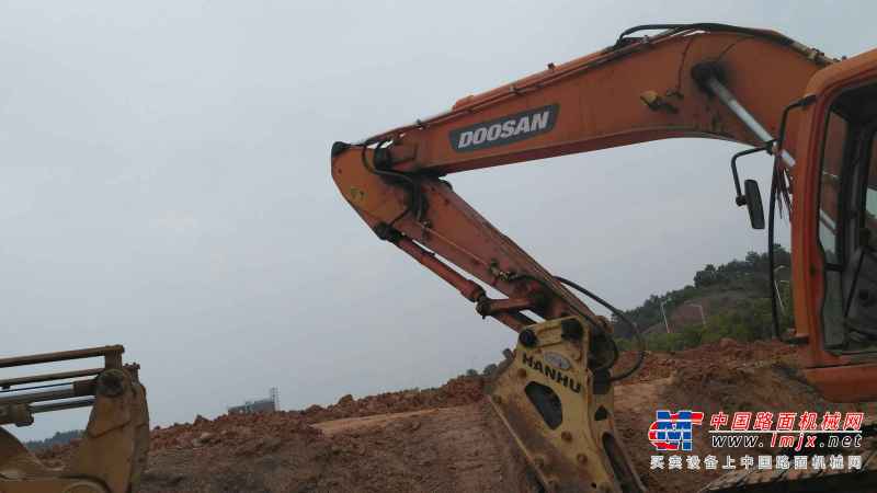 江西出售转让二手9126小时2011年斗山DH220挖掘机