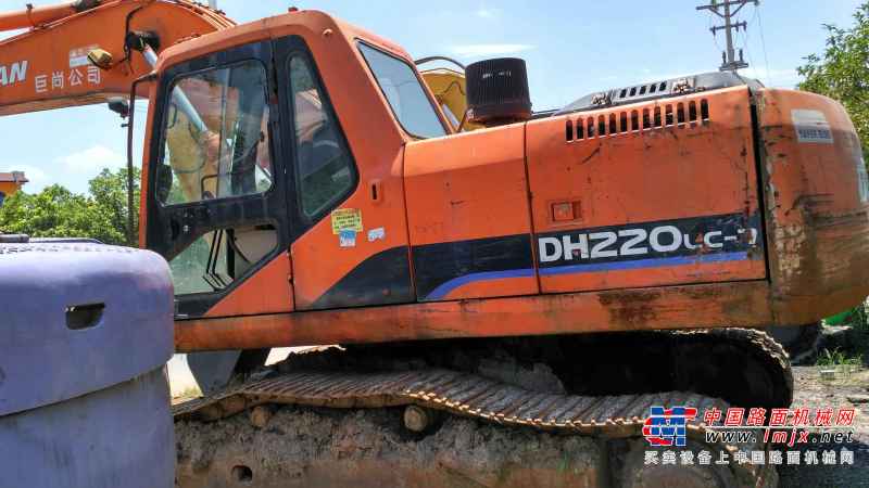 江西出售转让二手17000小时2008年斗山DH220挖掘机