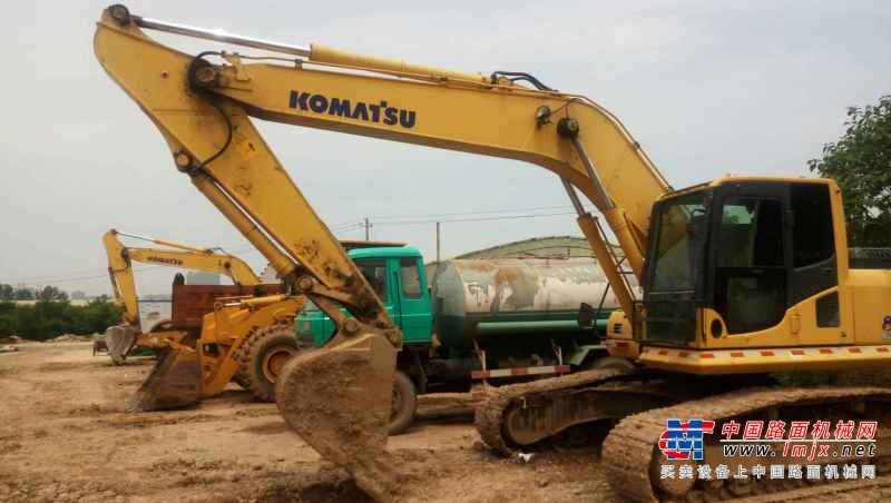 陕西出售转让二手2500小时2011年小松PC240LC挖掘机