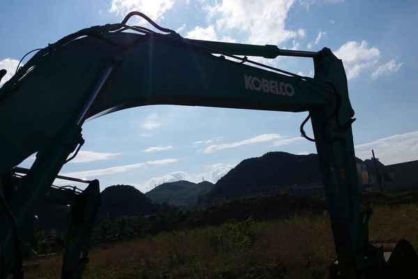 贵州出售转让二手6843小时2012年神钢SK250挖掘机