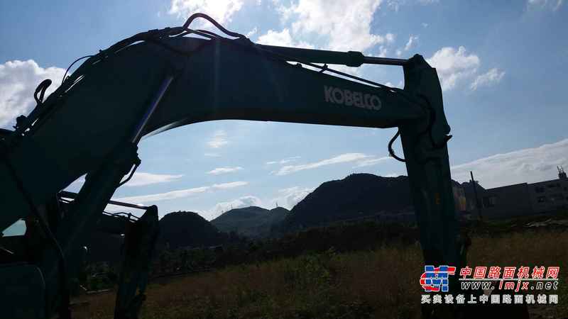 贵州出售转让二手6843小时2012年神钢SK250挖掘机
