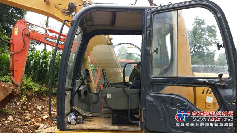 贵州出售转让二手3450小时2011年柳工CLG915D挖掘机