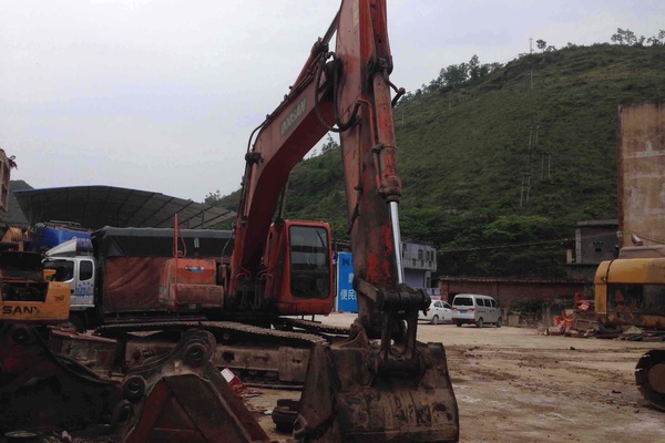 贵州出售转让二手9000小时2010年斗山DH300LC挖掘机