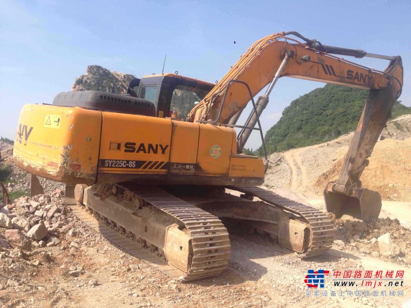 贵州出售转让二手8500小时2011年三一重工SY225C挖掘机