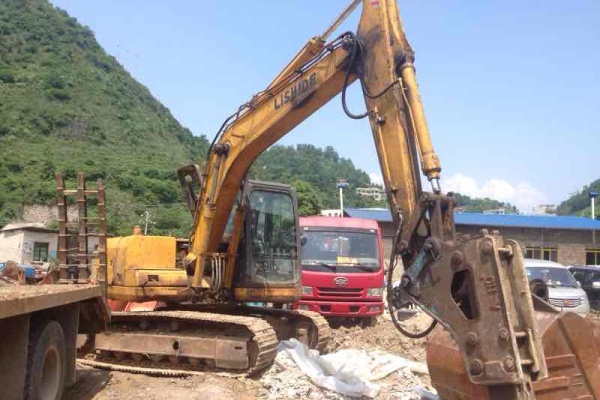 贵州出售转让二手12000小时2009年力士德SC130挖掘机